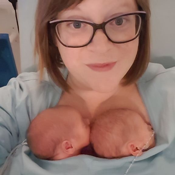 skin to skin with twin premature babies