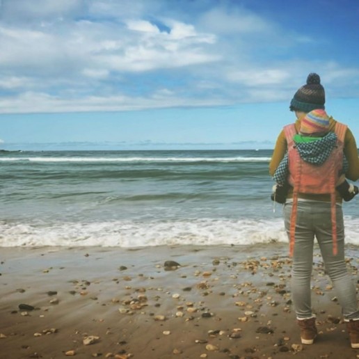 babywearing holds me together