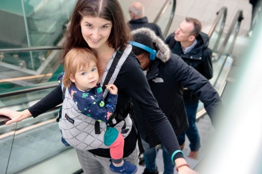 Benefits of babywearing positive effects of carrying for baby isara grey carrier escalator